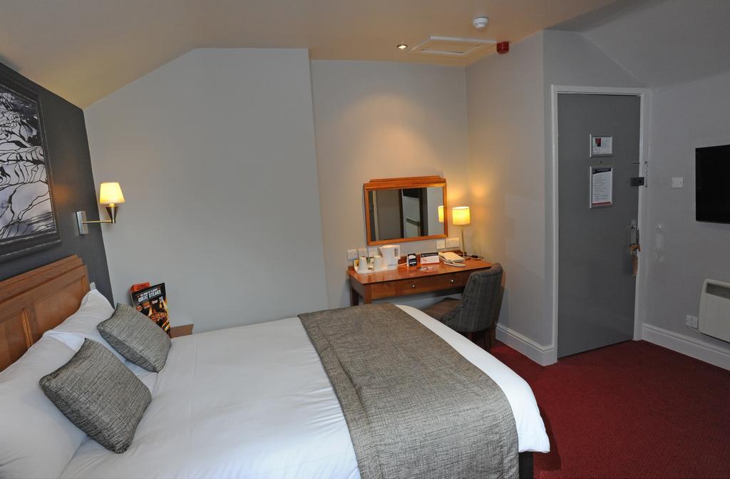 Brentwood Inn By Greene King Inns Rotherham Oda fotoğraf
